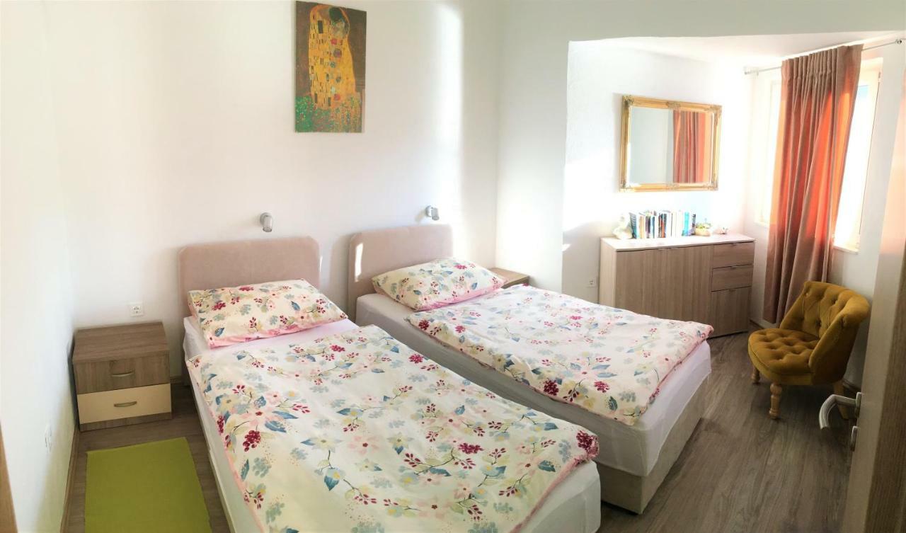 Apartments Kurelja Lastovo 외부 사진
